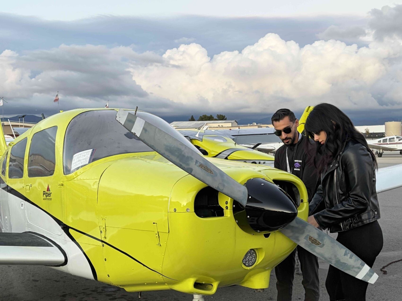 One-on-one consultation with a Flight School LA instructor at Van Nuys Airport